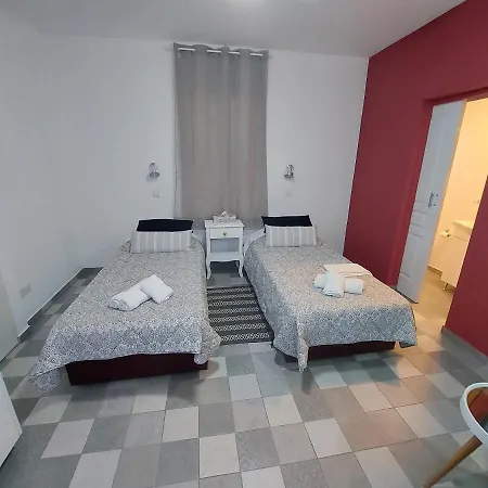 Inn Magdalene's House 2*