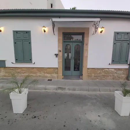 Magdalene's House 2* لارنكا