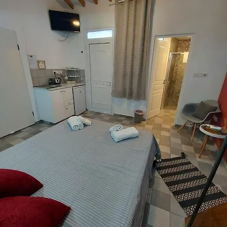 Magdalene's House Мини-отель 2*