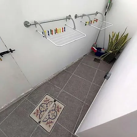 Magdalene's House 2* لارنكا
