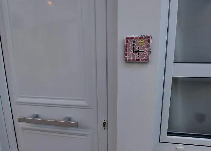 Kro Magdalene's House 2*