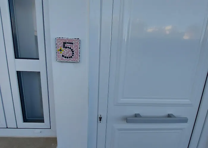 Magdalene's House Kro 2*